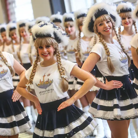 Im Karneval im Heimathafen-Shirt